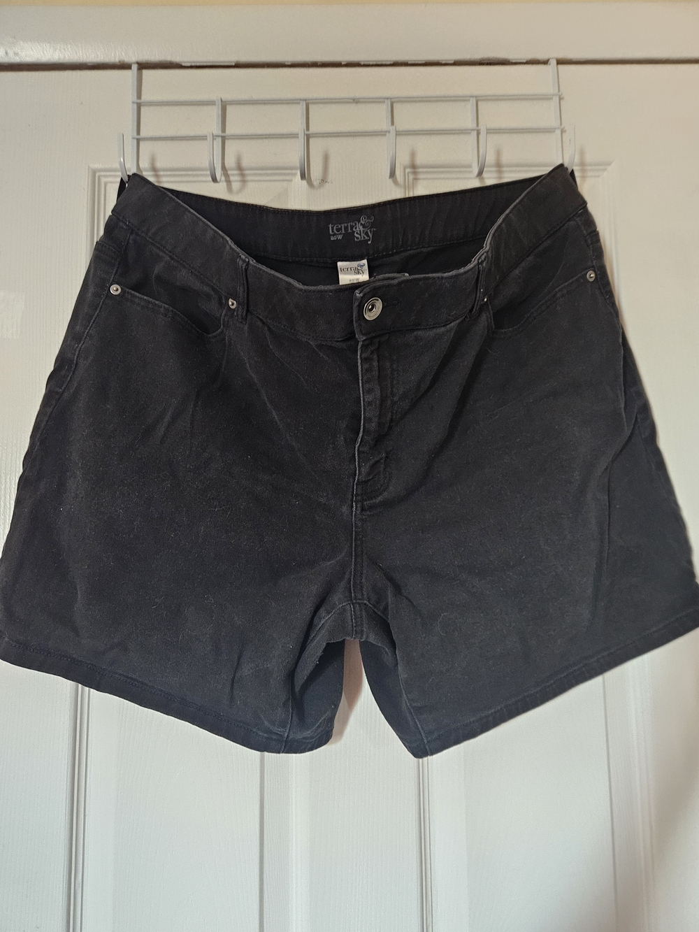 Terra & Sky Black Women's Denim Shorts